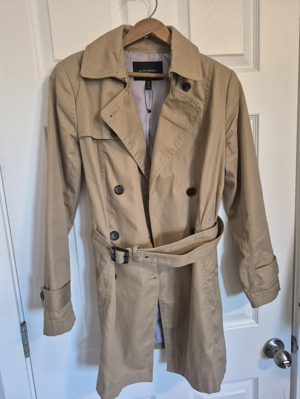 NWOT ! Banana Republic Khaki Belted Double-Breasted Trench Coat
